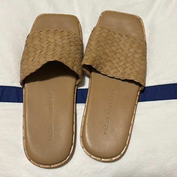 Freda Salvador Sandal - Picture 1 of 3